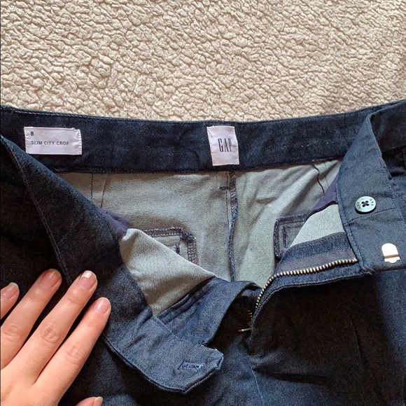 GAP | Capris - Picture 2 of 3